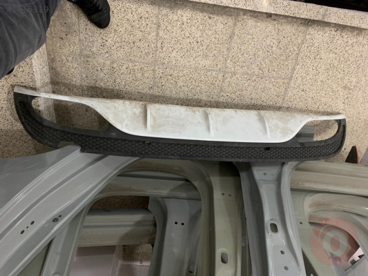MERCEDES C SERİSİ W205 AMG ÇIKMA ORJİNAL ARKA TAMPON DİFÜZÖR