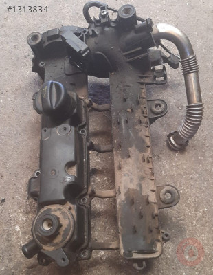 citroen c1 1.4 8v hdi emme manifoldu külbütör kapak plastiği