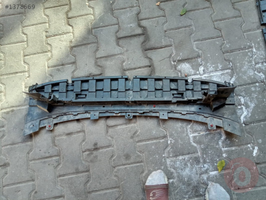 FORD COURİER TAMPON ALT YARASA ÇIKMA ORİJİNAL 2014-17