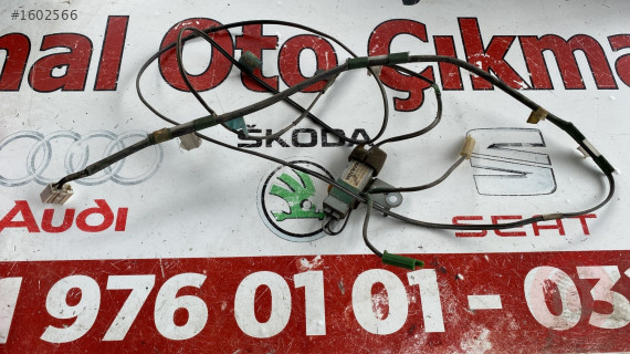 86300-12860 toyota corolla bagaj anten güçlendirici tesisatı