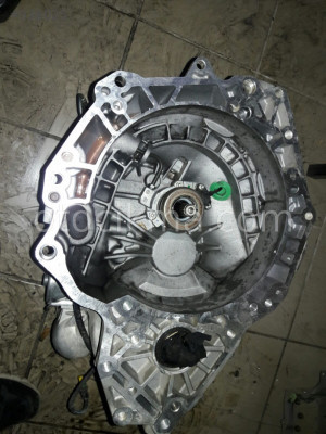 opel corsa e 1.3 dizel otomatik şanzıman ve orjinal tüm çıkm