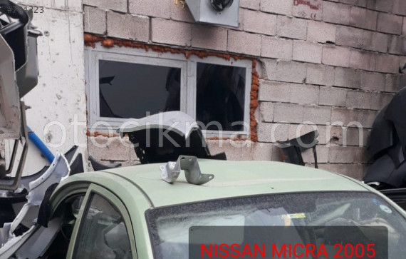 2005 NİSSAN MİCRA ÇIKMA KESME TAVAN MEVCUTTUR.