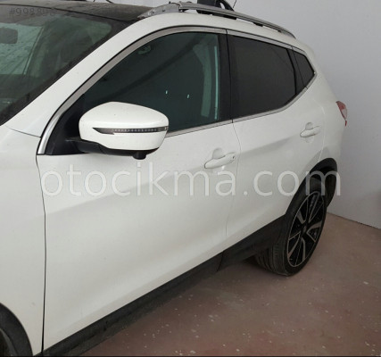 QASHGAİ ORJ ARKA KAPI VE TUM PARÇALARI...... MİL OTM