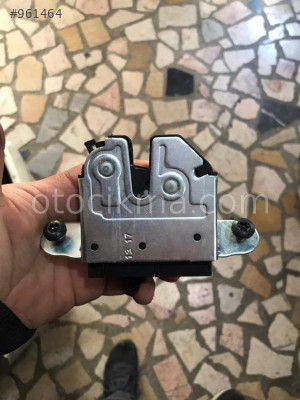 opel corsa d bagaj kilidi orjinal oto opel çıkma parçalar