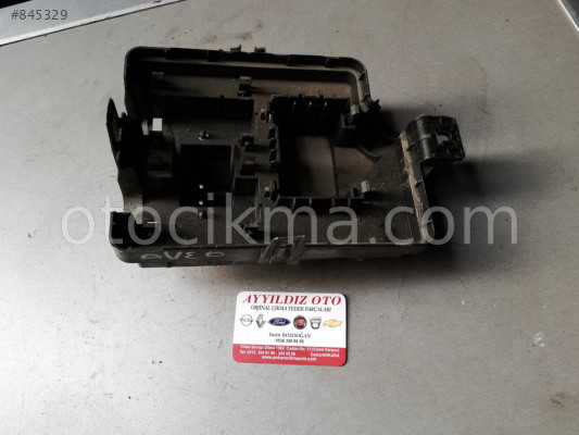 95990326 CHEVROLET AVEO SİGORTA KUTUSU ALTI