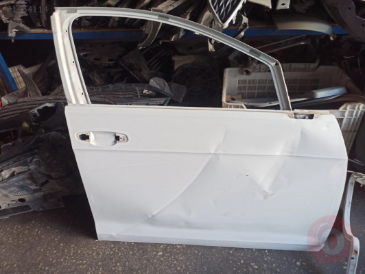VOLKSWAGEN GOLF 7 SAĞ ÖN KAPI ORJİNAL ÇIKMA