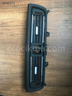 BMW F10 520 525  ÇIKMA ORJİNAL KALORİFER IZGARASI ORTA