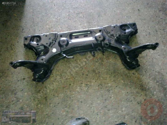 FORD FİESTA 3 2009-2014 TRAVES ALT TRAVERS ÇIKMA ORJİNAL