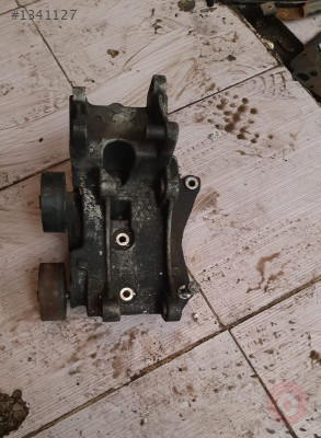 peugeot 406 çıkma direksiyon pompa ayak braketi