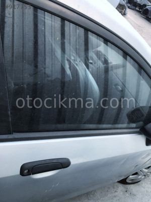 2007 HONDA CİTY 1.3 ORİJİNAL SAĞ ÖN KAPI.