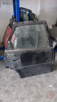Opel Vectra B sağ arka kapı