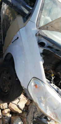 chevrolet aveo çıkma sağ ön çamurluk.