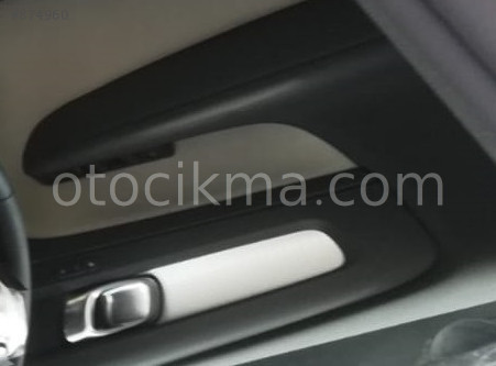 2019 VOLVO XC40 HATASIZ KAPI KOLÇAĞI.