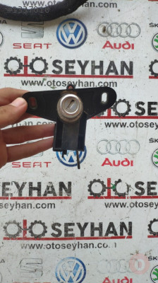 791500012 opel zafira 2003 bagaj kapağı açma düğme mekanizma