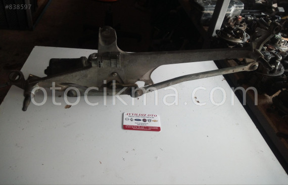 RENAULT LAGUNA 1 ÖN CAM SİLECEK KOLU