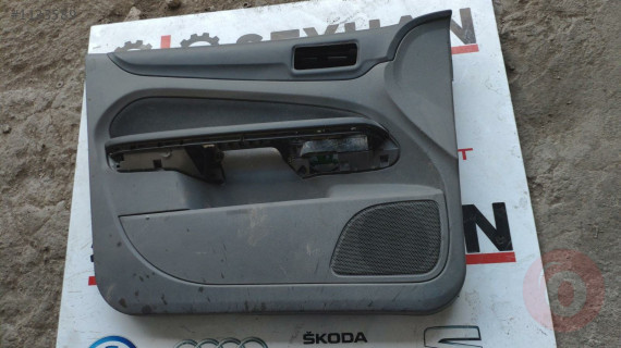 4M51A23943C ford focus sol ön kapı kartonu