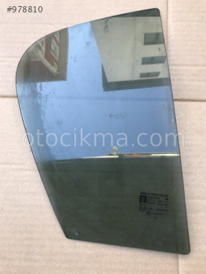 Opel Corsa d sağ arka kapı kelebek camı GM 5162362