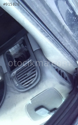 1996  VOLVO S40 ORİJİNAL ÜFLEME IZGARA.