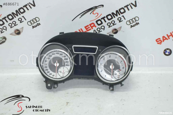 2014 2017 MERCEDES CLA SERISI W117 ÖN GöğüS SAATI A117900400