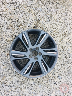 Volvo v40 çelik jant 1.adet