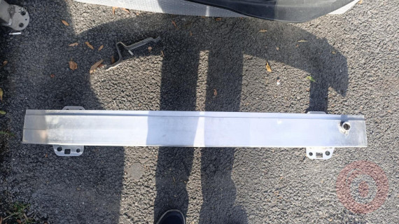 Jeep Cherokee KL çıkma ön Tampon demiri