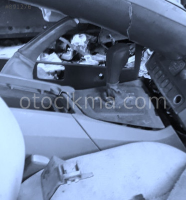 2001 VOLVO S80 ÇIKMA VİTES KONSOLU.