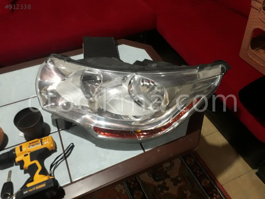 2012 model citroen c4 sol.on far