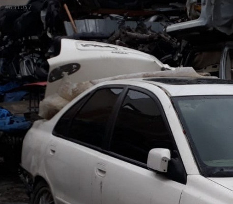 2001 VOLVO S40 TURBO SAĞ TAKIM KAPI CAMI  ÇIKMA.