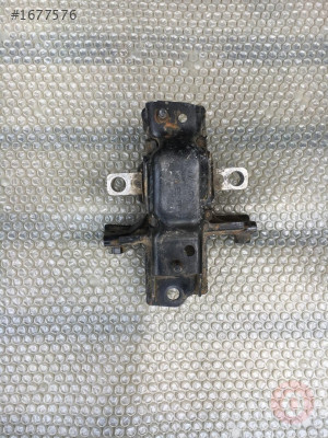 Volkswagen polo şanzuman kulağı çıkma parçalar