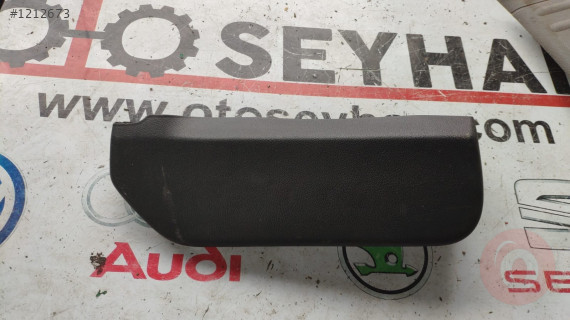 2K0012113 volkswagen caddy 2007 alet kutusu kapağı