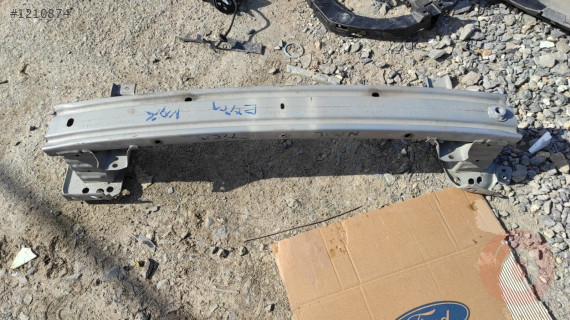 FORD FİESTA ÖN TAMPON DEMİRİ GRİ ÇIKMA ORİJİNAL 2013-17
