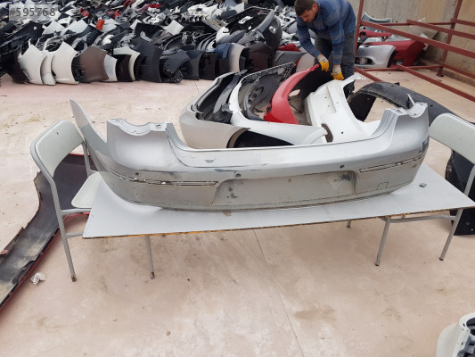 W  PASSAT   B6  ARAKA  TAMPON