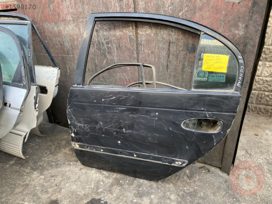 TOYOTA AVENSİS SOL ARKA KAPI 1998-2001 MODEL ORJİNAL ÇIKMA