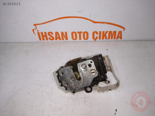 Fiat doblo sağ sürgülü kapı kilidi orijinal