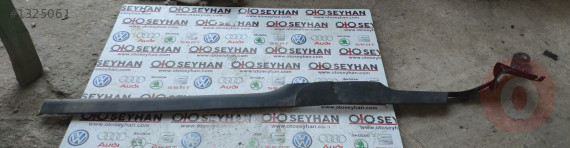 3B0853370D vw passat b5 sağ iç marşbiyel kaplaması