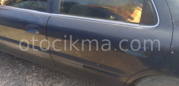 kia clarus 2.0 çıkma sol marşbiyel