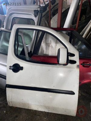 FİAT DOBLO SAĞ ÖN KAPI CAMI ÇIKMA