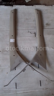 PEUGEOT BOXER 2,8 2004 MODEL MİNİBÜS ÖN CAM DİREK BAKALİTİ