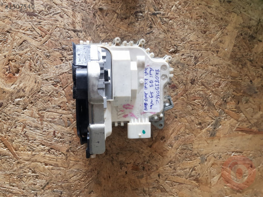AUDİ Q5 KAPI KİLİDİ ARKA SAĞ 8K0839016H 8K0839016E