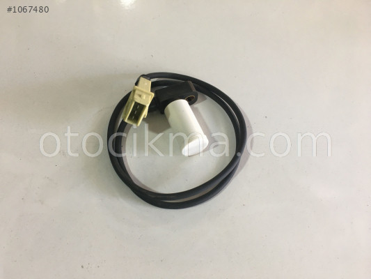 AUDİ A100 2.6 KRANK DEVİR SENSÖRÜ SIFIR 078905375