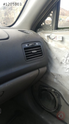 chevrolet evanda çıkma sağ üfleme ızgarası paneli.