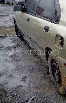 2001 model volvo s40 çıkma sol marşbiyel.