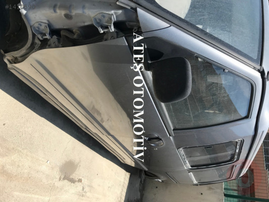 NİSSAN VANETTA ÖN KAPI