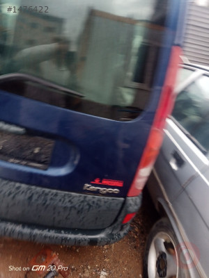 Renault Kangoo Sağ arka stop çıkma