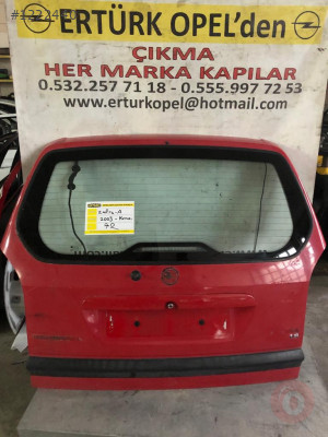 Opel zafira a arka bagaj kapısı