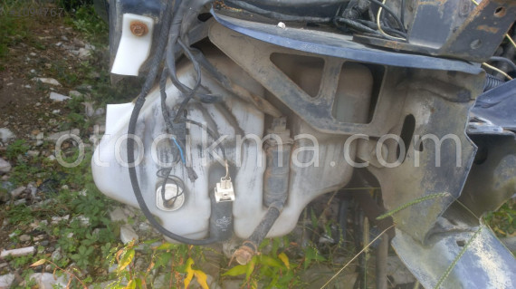 ford scorpio 96 üstü silecek su bidonu motorlu