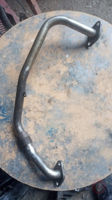 VOLKSWAGEN PASSAT EGR VALFİ BORUSU ORJİNAL PARÇA