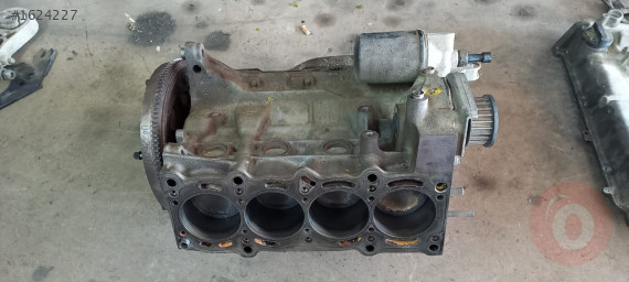 Fiat 1,4 8V yarım motor 350A1 çıkma