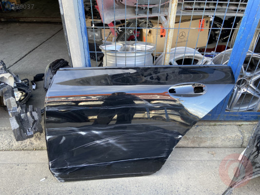 MERCEDES CLA SERİSİ SOL ARKA KAPI