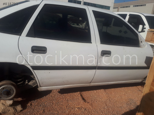 Opel vectra dış kapı 94 model cikma